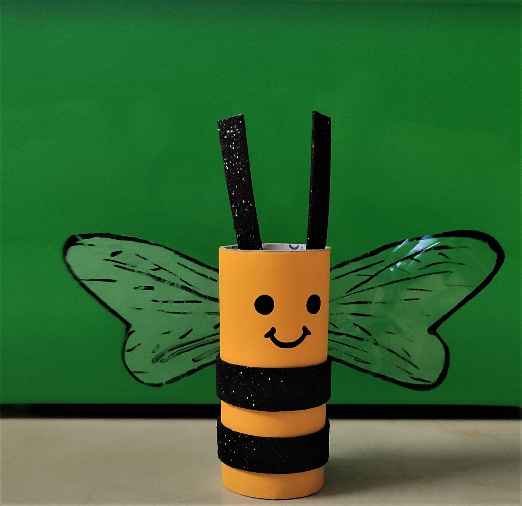 How to make a Bumblebee using Toilet Roll: DIY Craft Activity for Kids /&nbsp;Preschool